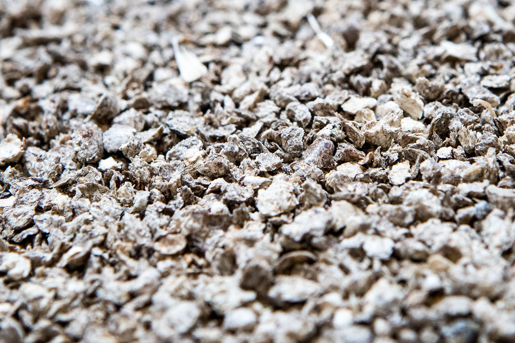 MyCAT Vegetal Escamas de Madera (8L)